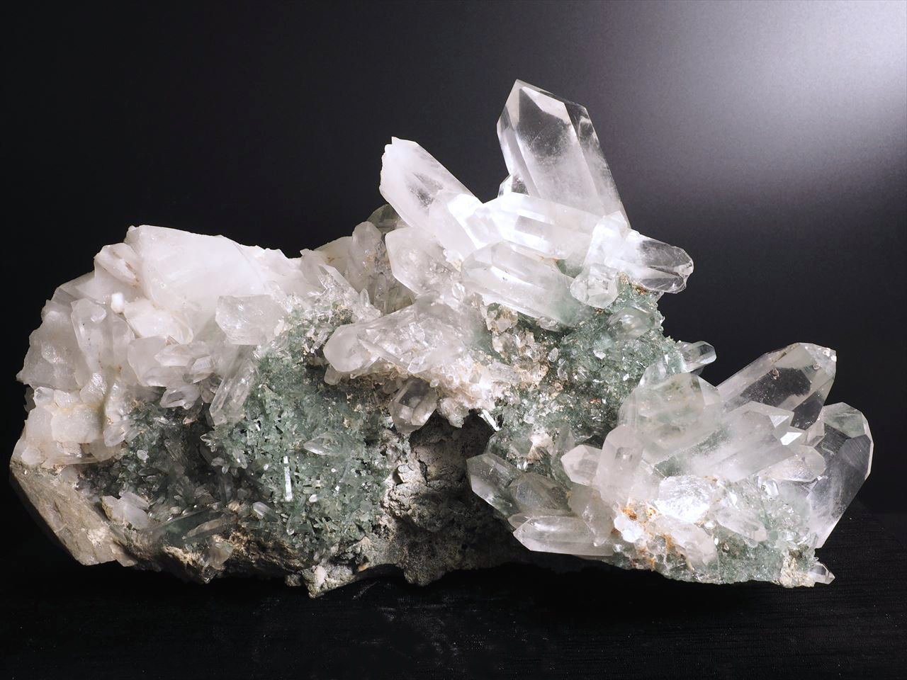 激レア‼️  最高級 天然 カテドラル 水晶28キログラム